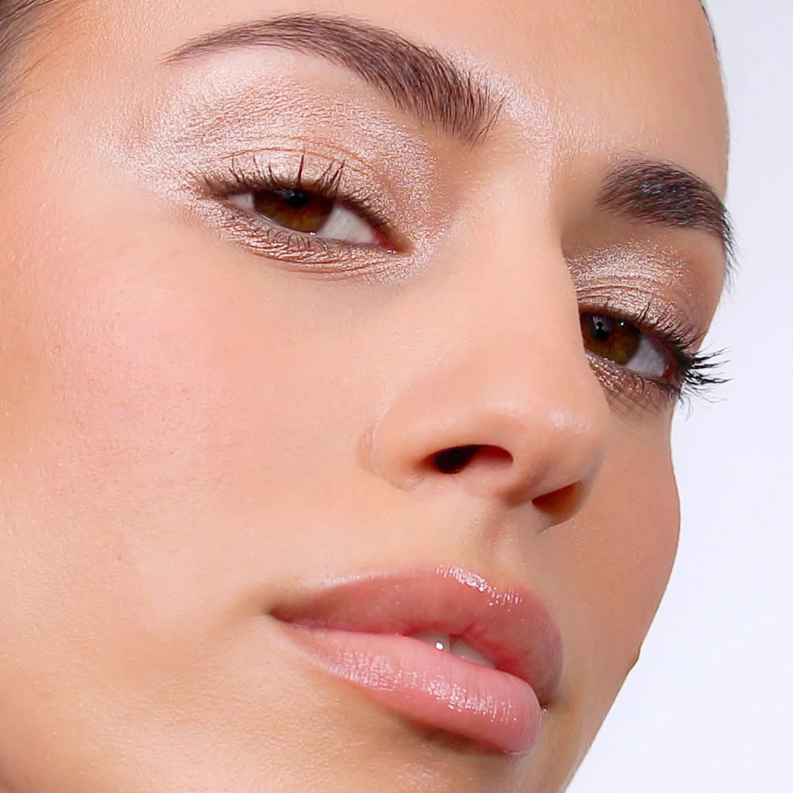 EyeSwipe Longwear Cream Eyeshadow Stick (Moonstone) - Image 2